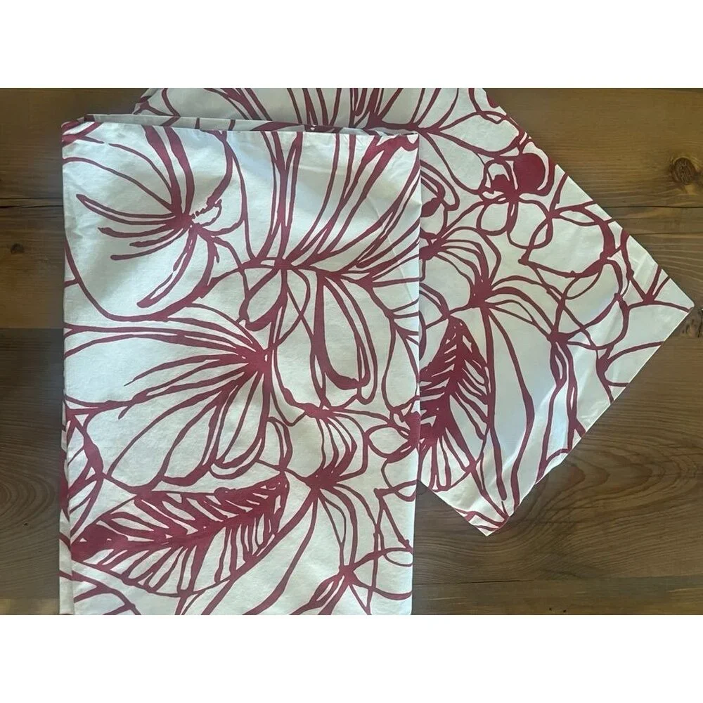Set Of 2 West Elm Whimsical Botanical Standard Pillow Shams Red & White Cotton